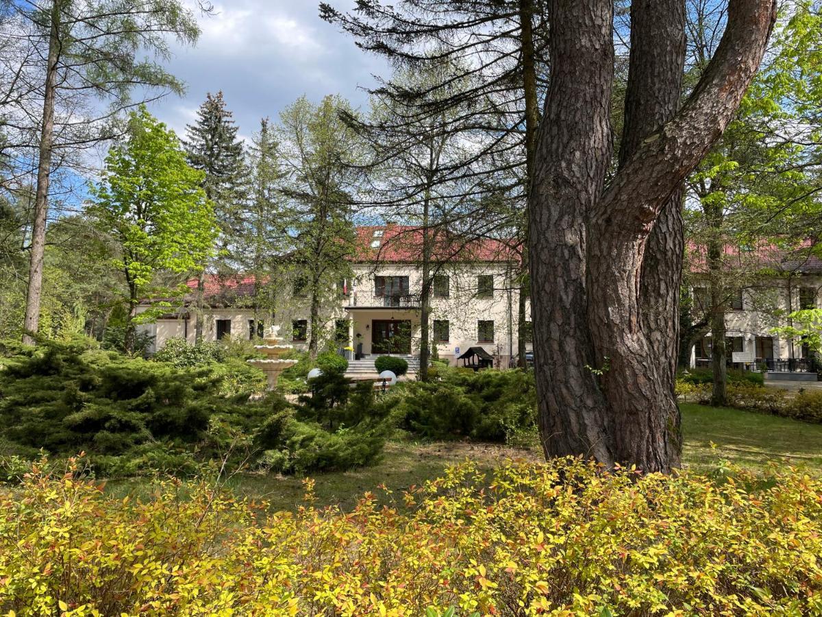 Park Rekreacyjno-Biznesowy Las Woda Wilga Exterior photo