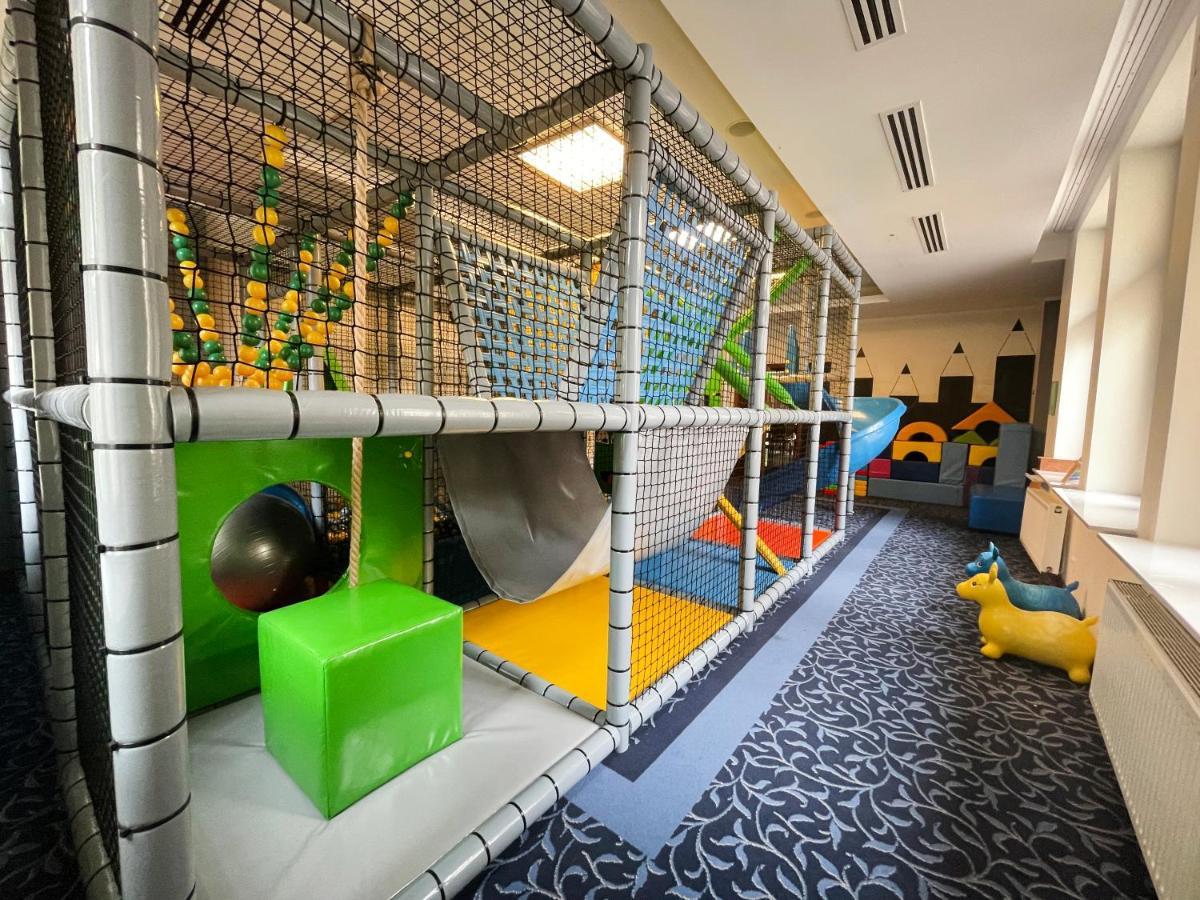 Park Rekreacyjno-Biznesowy Las Woda Wilga Exterior photo