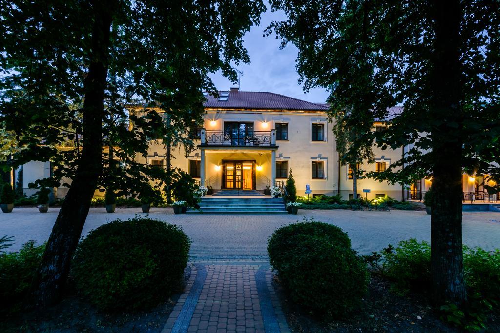 Park Rekreacyjno-Biznesowy Las Woda Wilga Exterior photo